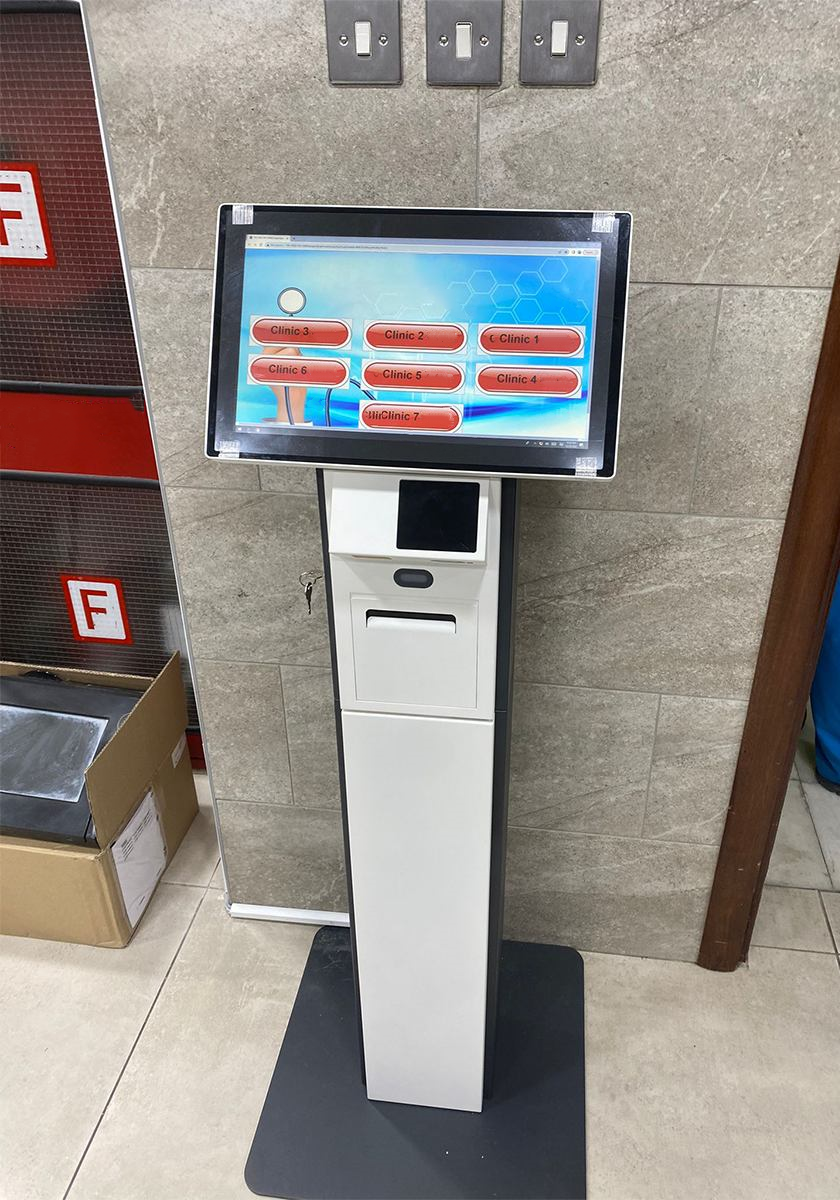 أكشاك الخدمة الذاتية: تحسين تجربة العيادة الطبية